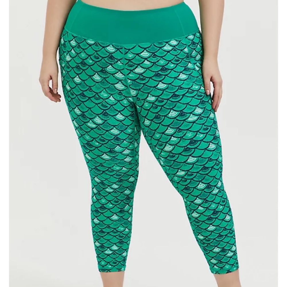 TORRID DISNEY THE LITTLE MERMAID ARIEL CROP LEGGINGS
